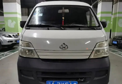 2011年上牌長(zhǎng)安之星二代 8座自用車